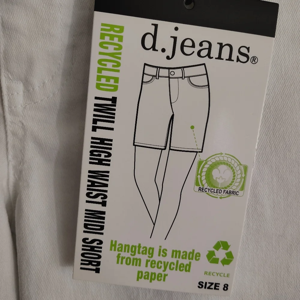 D. Jeans Women's Cream High Waist Shorts - Picture 4 of 9
